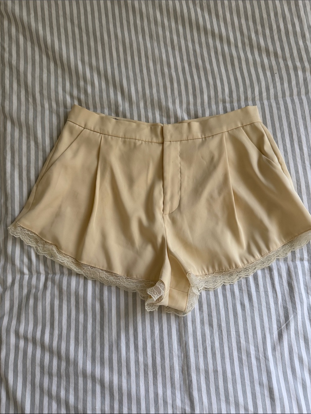 Zara Cream Lace-Trim shorts